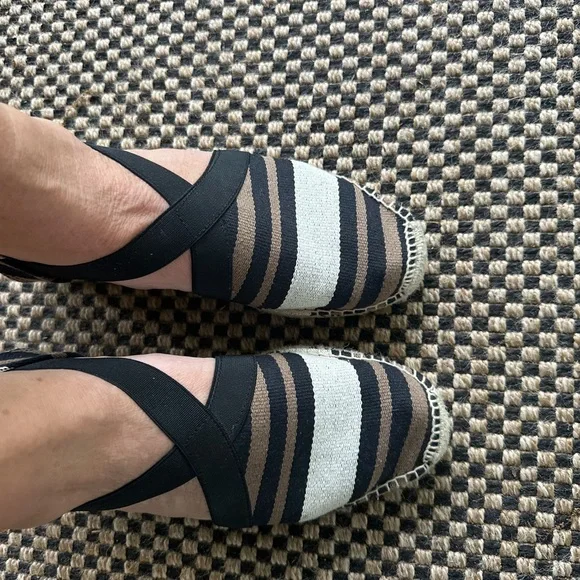 TONI PONS- closed toe espadrille/overlapping stretchy straps, slingback strap - Picture 3 of 11